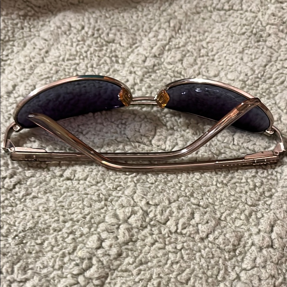 Fossil Metallic Frame Sunglasses - Picture 8 of 11